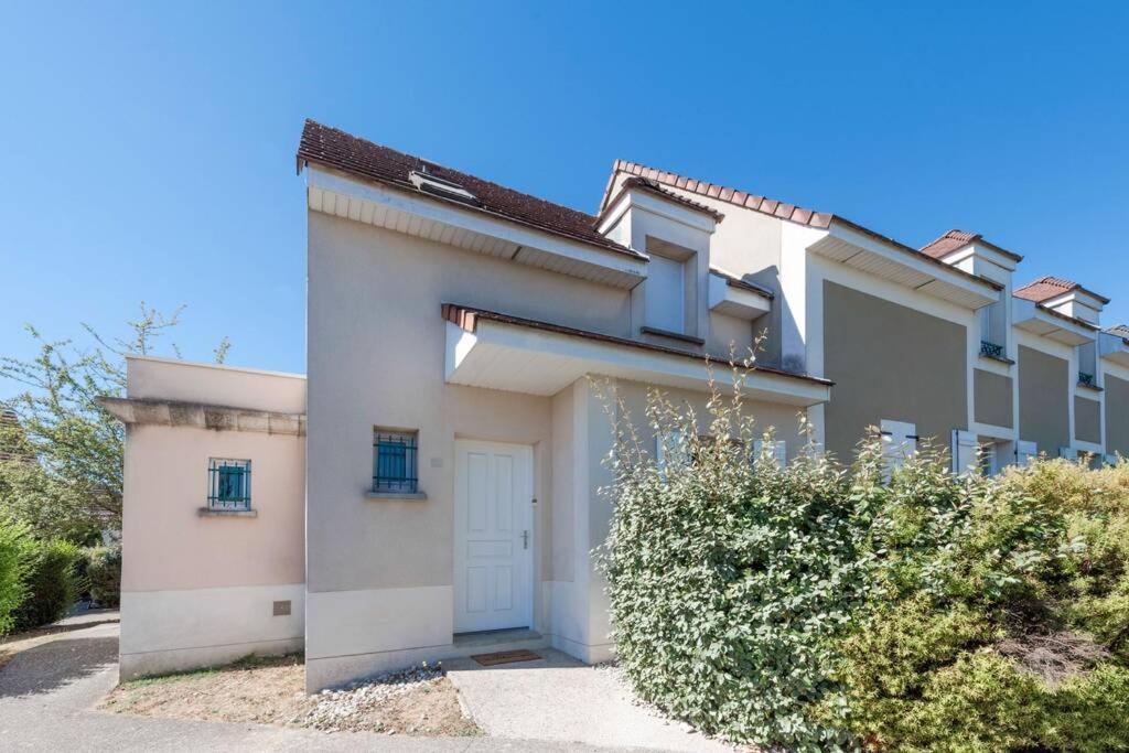 Guest House III Magny-le-Hongre Εξωτερικό φωτογραφία